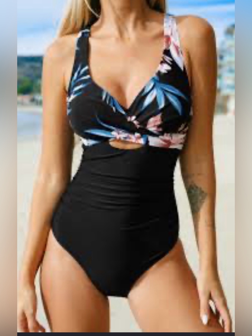 CUPSHE Tummy Control One Piece Swimsuit Black Floral Crossback Size L